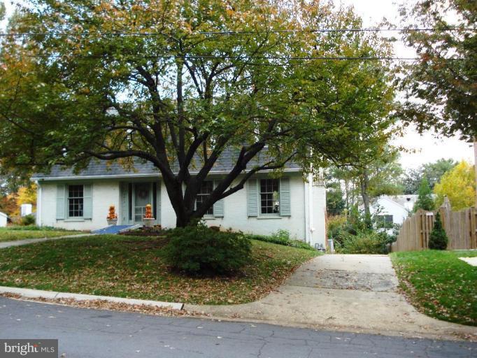 5017 Westport Road Chevy Chase, MD 20815 - Photo 1 of 13 Front photo