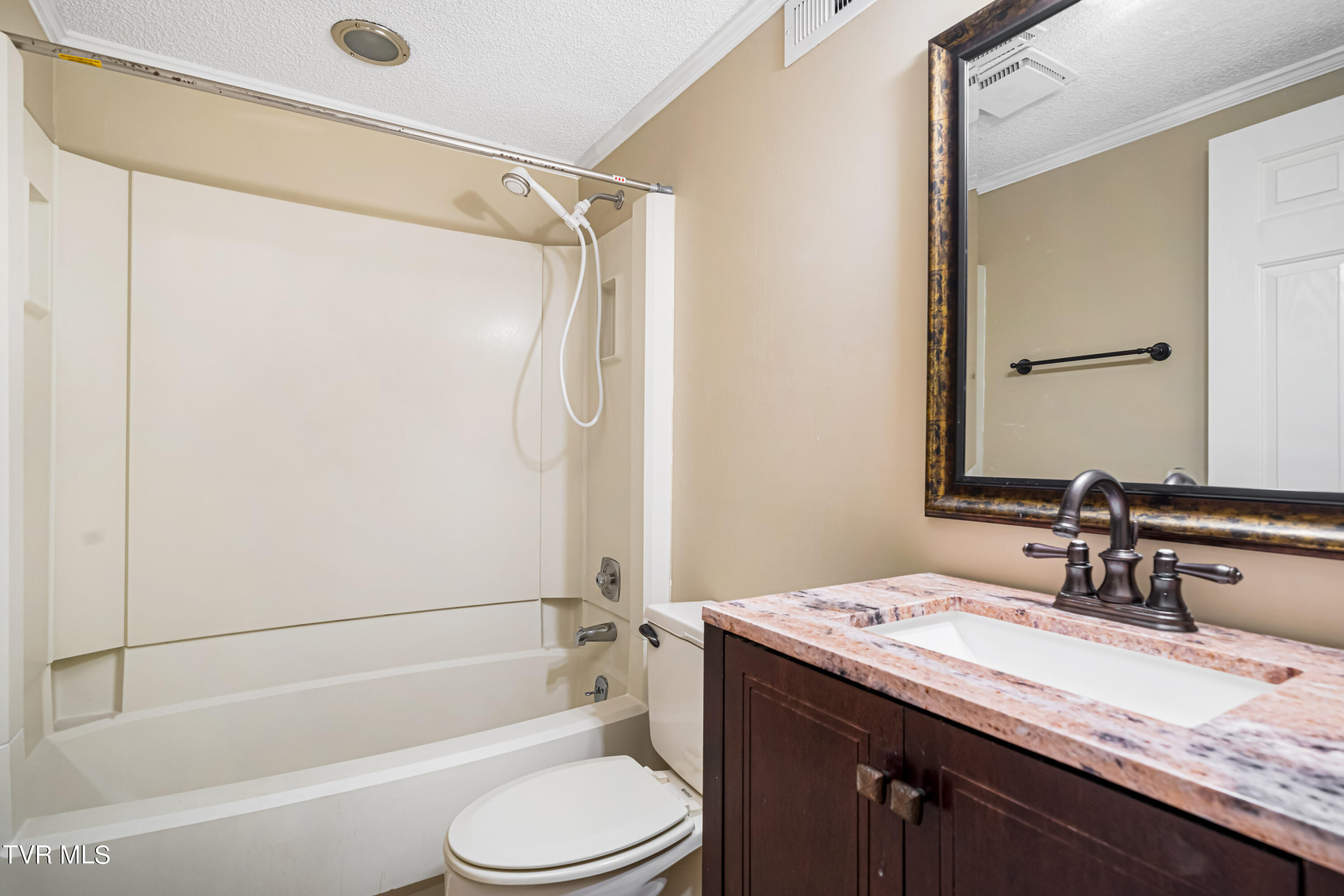136 View Bend Street Johnson City, TN 37601 - Photo 28 of 32 136 View Bend (34)