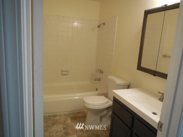 3805 South Tyler Road Port Angeles, WA 98363 - Photo 11 of 24 Gallery Image 11