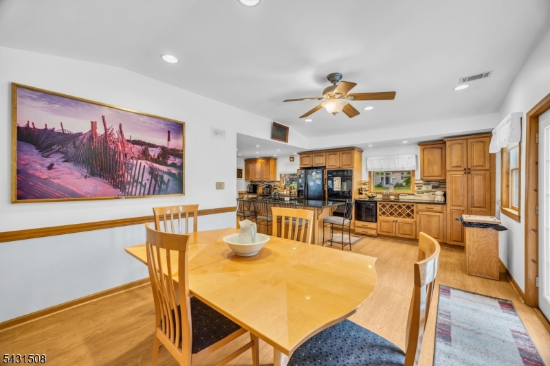 1038 Centre Street Raritan, NJ 08869 - Photo 12 of 30