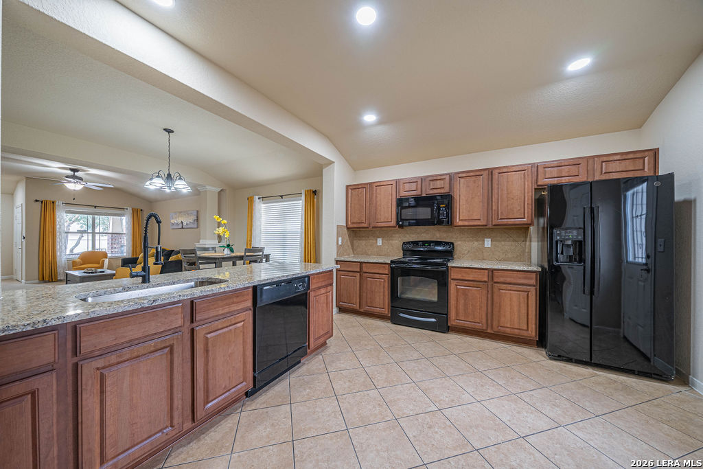 6031 Cielo Ranch San Antonio, TX 78218 - Photo 8 of 24