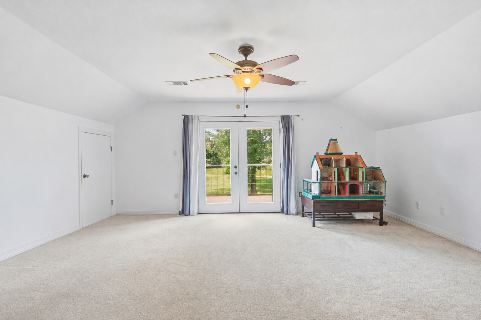 10695 White Rock Road Conroe, TX 77306 - Photo 31 of 48 Access to balcony