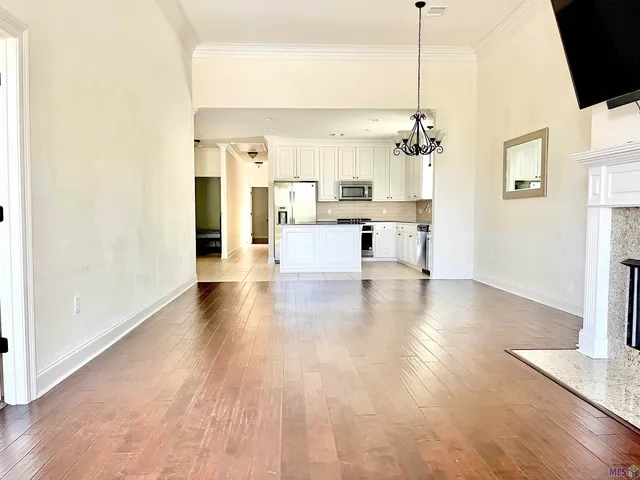 $2,300 | 3147 Hudson Park Drive, Baton Rouge, LA 70810