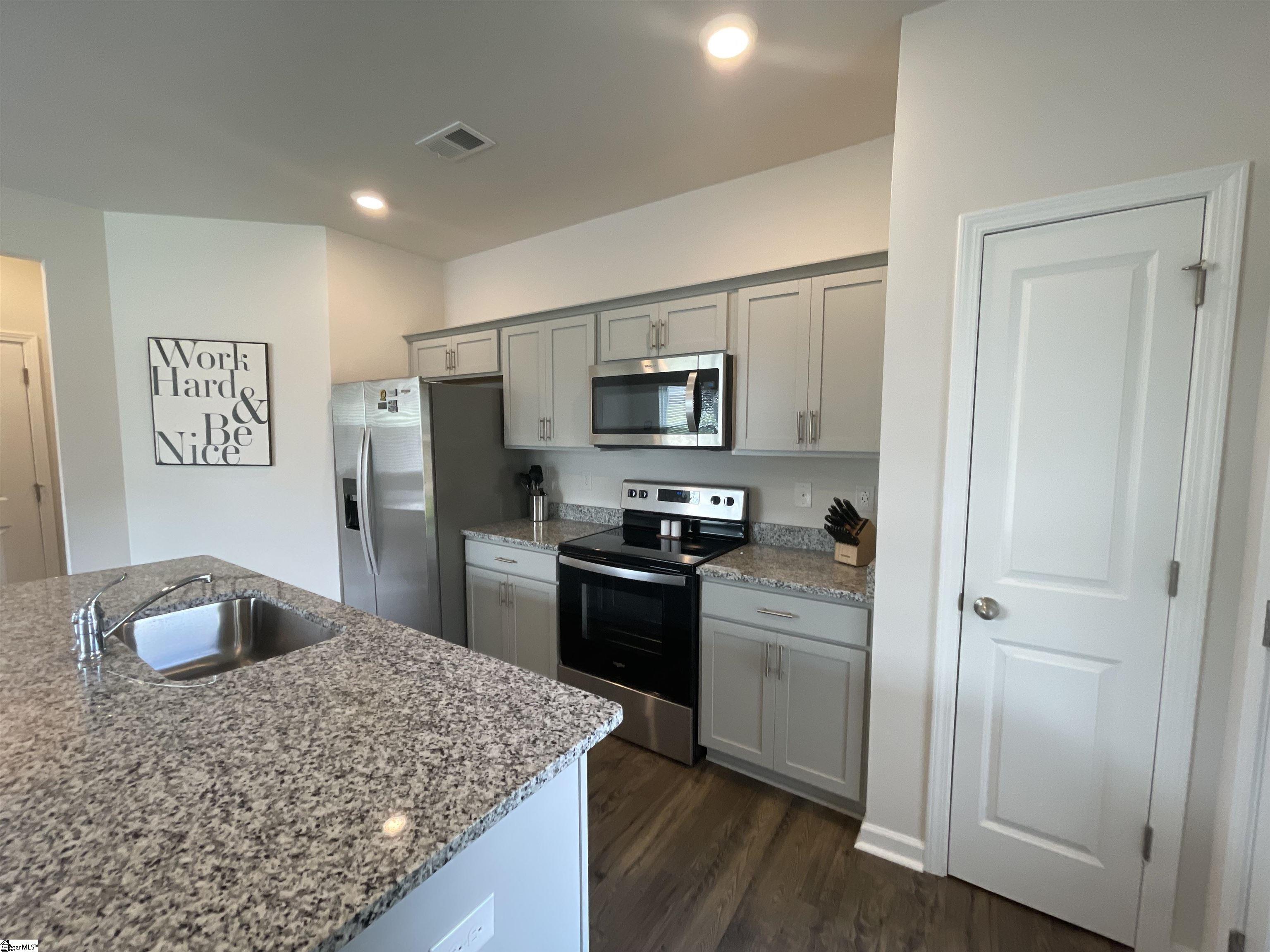 319 High Log Trail Greer, SC 29651 - Photo 12 of 35