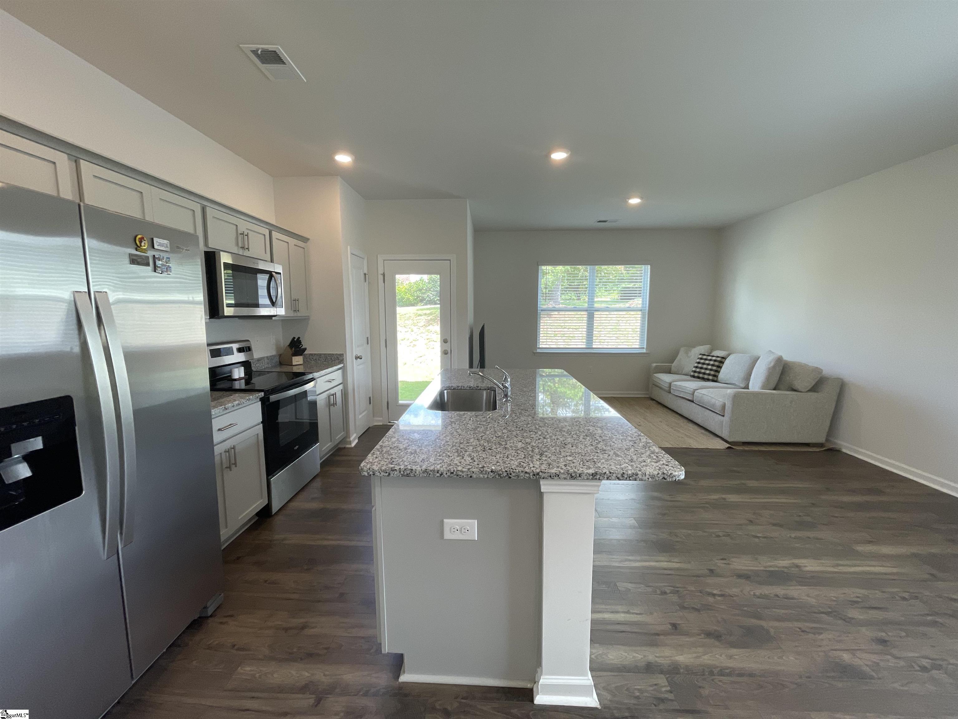 319 High Log Trail Greer, SC 29651 - Photo 10 of 35