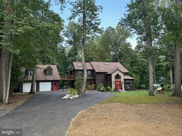 $869,900 | 281 Woodland Drive, Downingtown, PA 19335