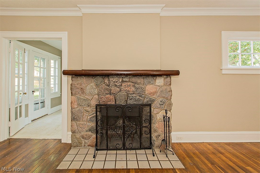 3161 Yorkshire Road Cleveland, OH 44118 - Photo 10 of 34 Gallery Image 10