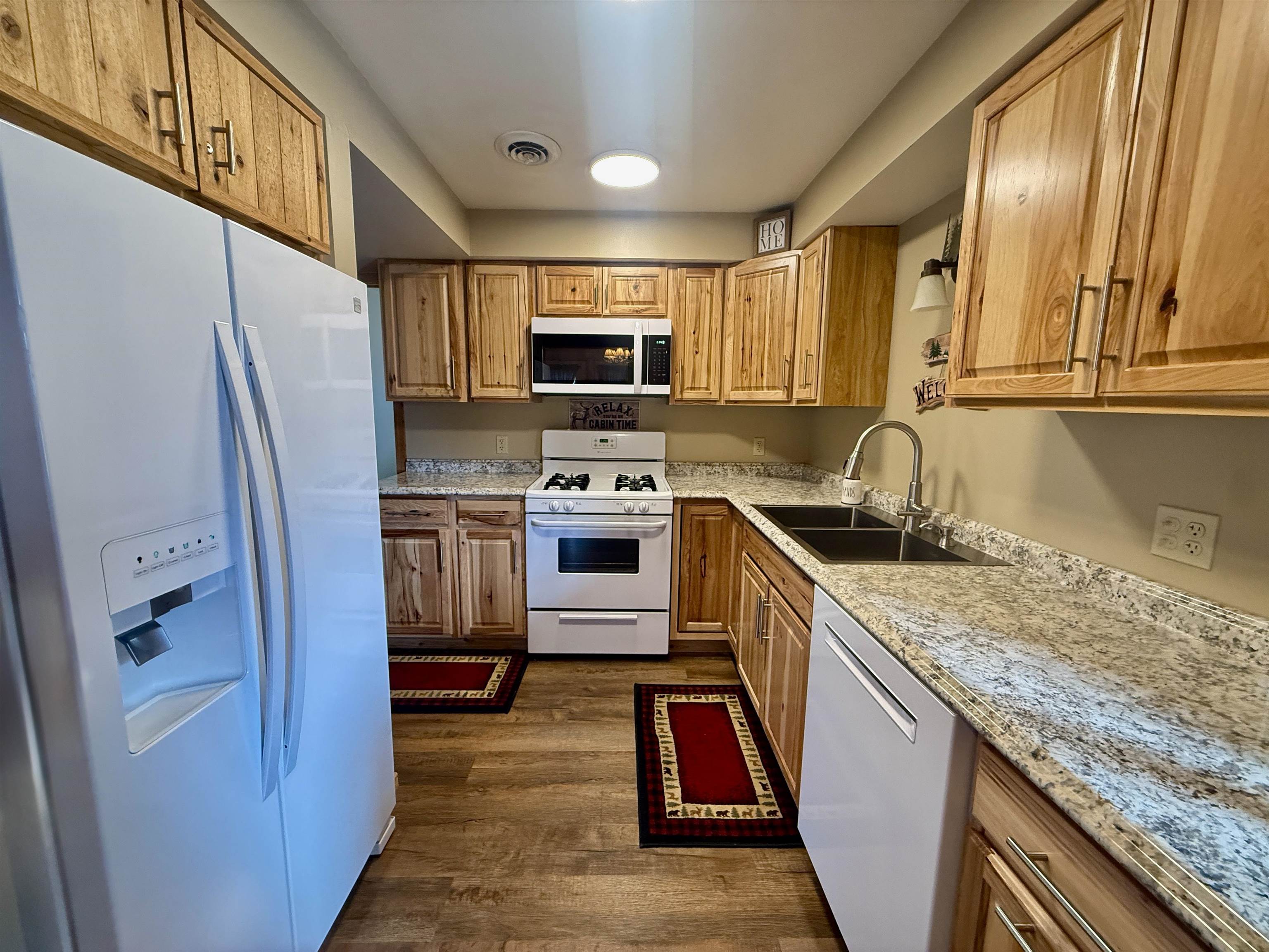 449 Overlook Court Warrens, WI 54666 - Photo 17 of 35