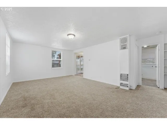 $449,900 | 18427 Southeast Yamhill Street, Gresham, OR 97233