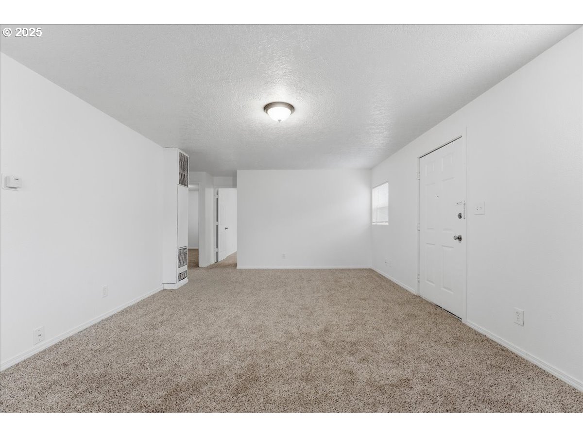 18427 Southeast Yamhill Street Gresham, OR 97233 - Photo 20 of 39