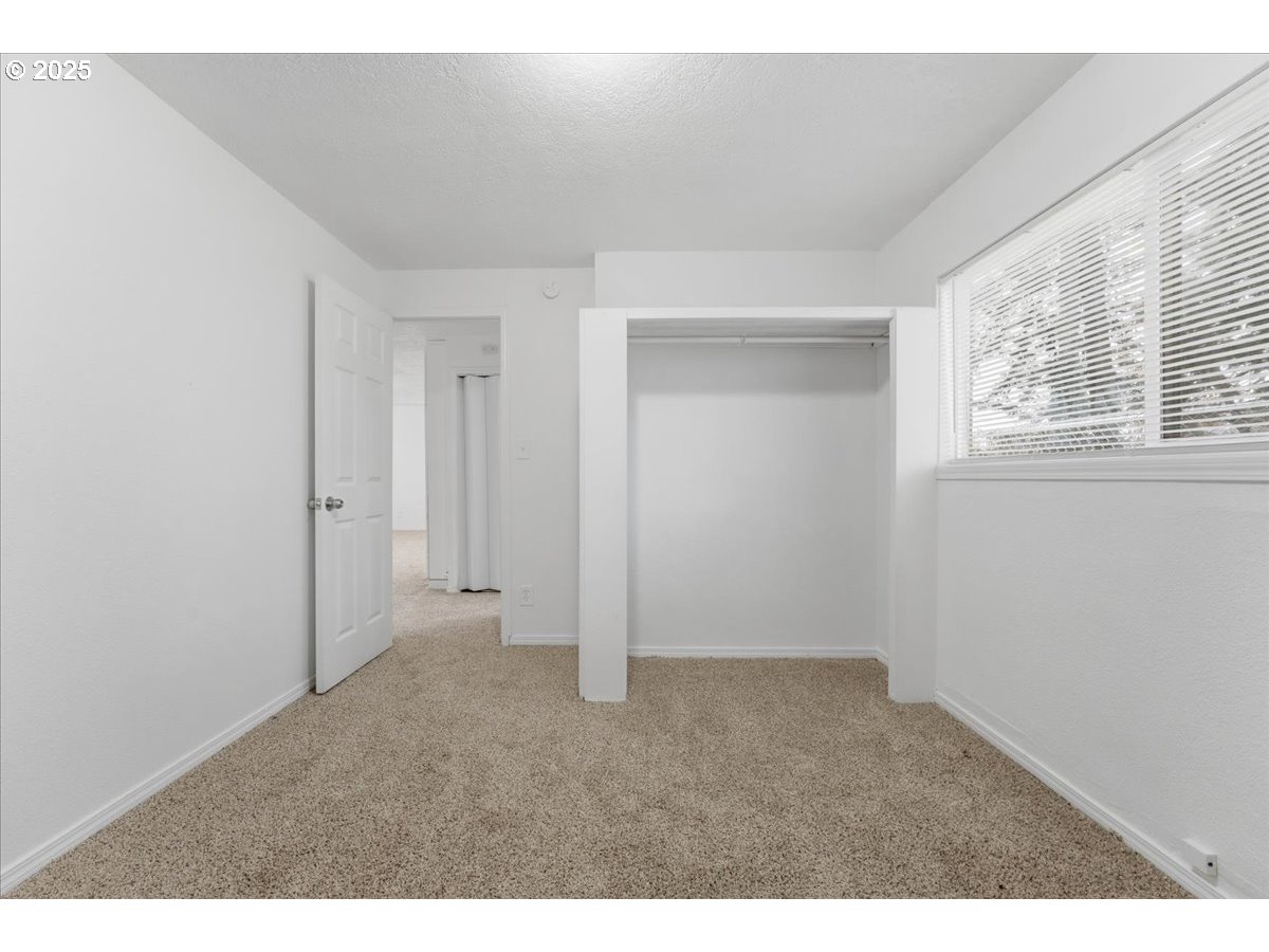 18427 Southeast Yamhill Street Gresham, OR 97233 - Photo 22 of 39 a view of an empty room