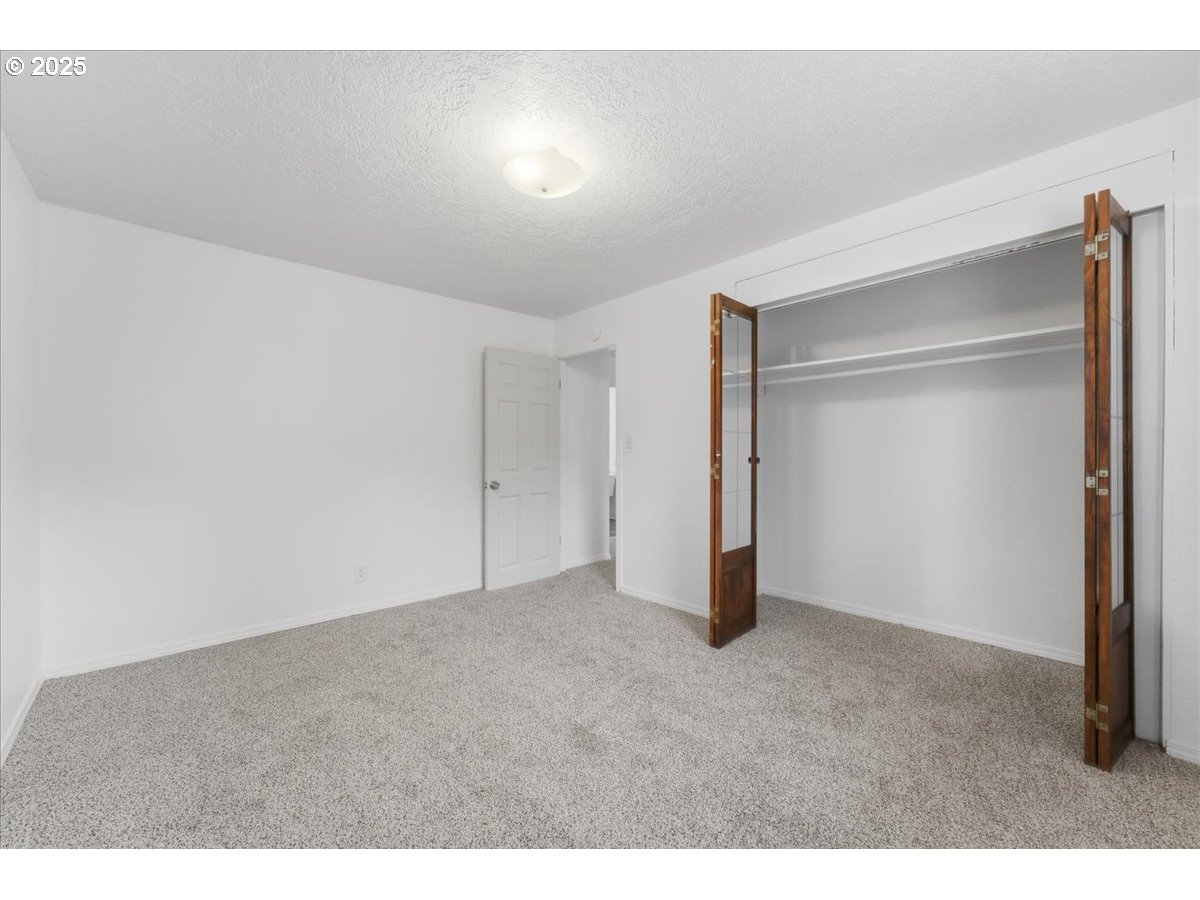 18427 Southeast Yamhill Street Gresham, OR 97233 - Photo 29 of 39 a view of an empty room