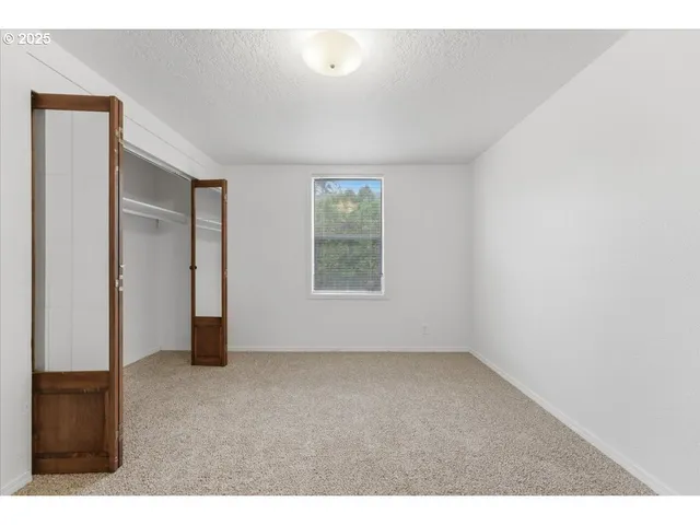 $449,900 | 18427 Southeast Yamhill Street, Gresham, OR 97233