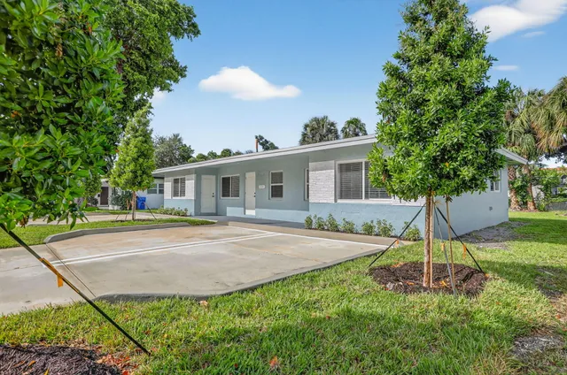 $1,950 | 1851 Northeast 25th Avenue, Unit 3, Pompano Beach, FL 33062