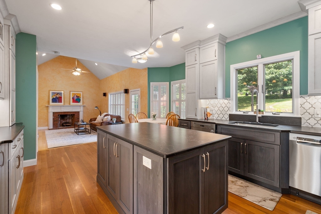 15 Glen Road Hopkinton, MA 01748 - Photo 6 of 36 Gallery Image 6