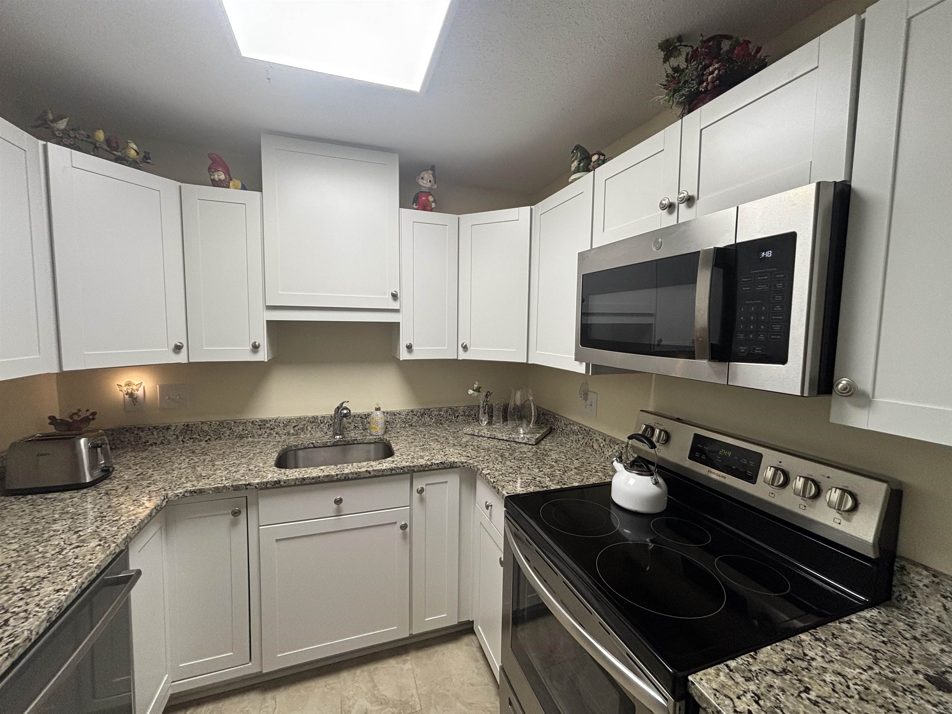 5001 Little River Road, Unit E107 Myrtle Beach, SC 29577 - Photo 6 of 20 Gallery Image 6