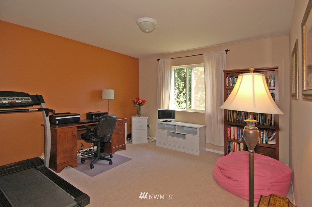 2809 232nd Street Southeast Bothell, WA 98021 - Photo 13 of 25