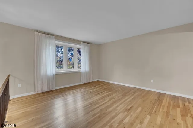 $725,000 | 39 Old Stirling Road, Warren, NJ 07059