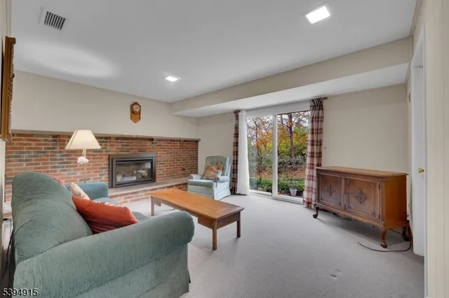 $725,000 | 39 Old Stirling Road, Warren, NJ 07059