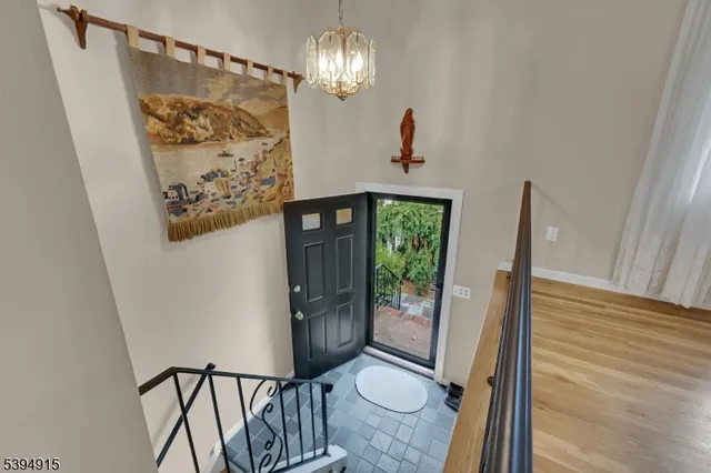 $725,000 | 39 Old Stirling Road, Warren, NJ 07059