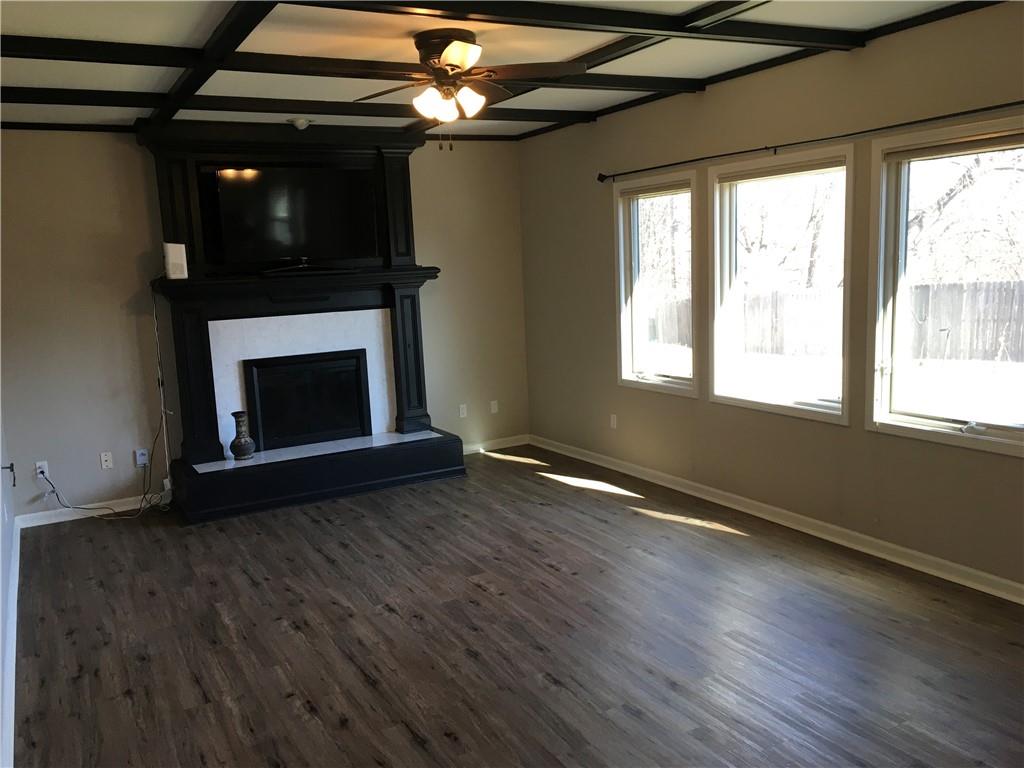 111 Southfork Road Lansing, KS 66043 - Photo 14 of 64