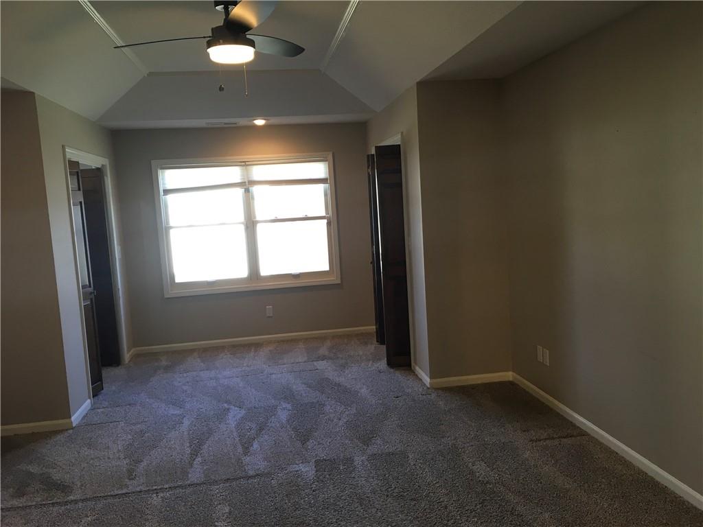 111 Southfork Road Lansing, KS 66043 - Photo 27 of 64