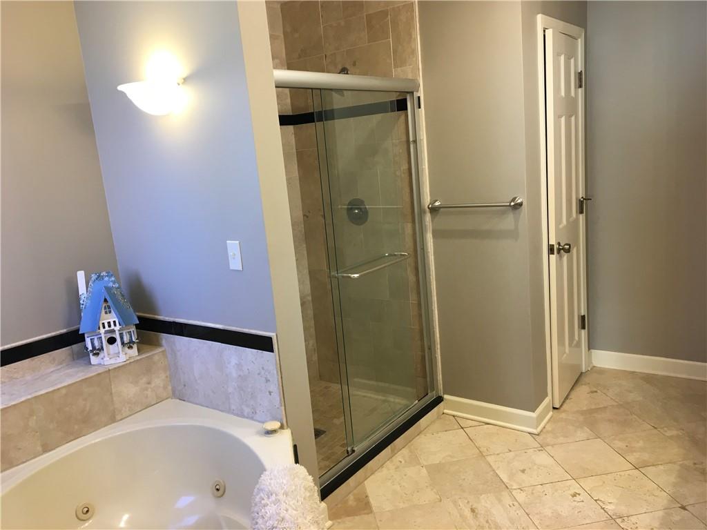 111 Southfork Road Lansing, KS 66043 - Photo 31 of 64