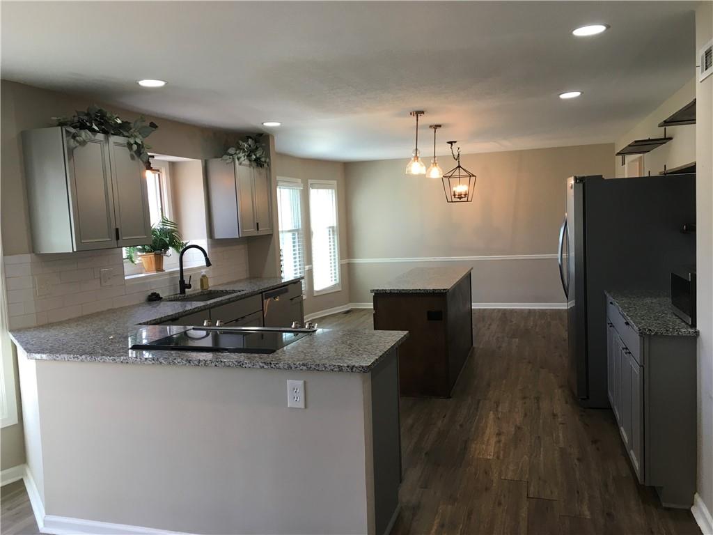 111 Southfork Road Lansing, KS 66043 - Photo 8 of 64