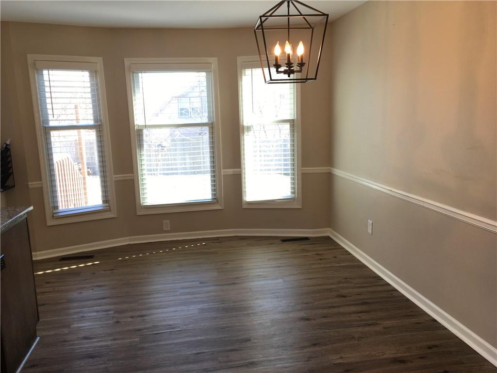 111 Southfork Road Lansing, KS 66043 - Photo 10 of 64