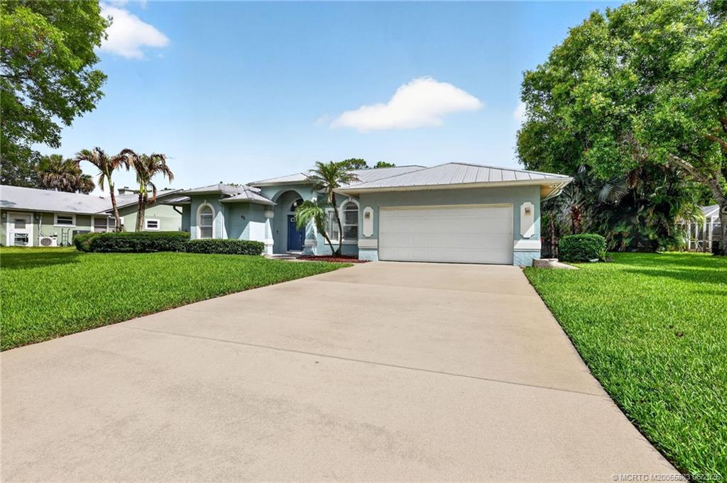 671 Southeast Pin Oak Terrace Stuart, FL 34997 - Photo 3 of 67