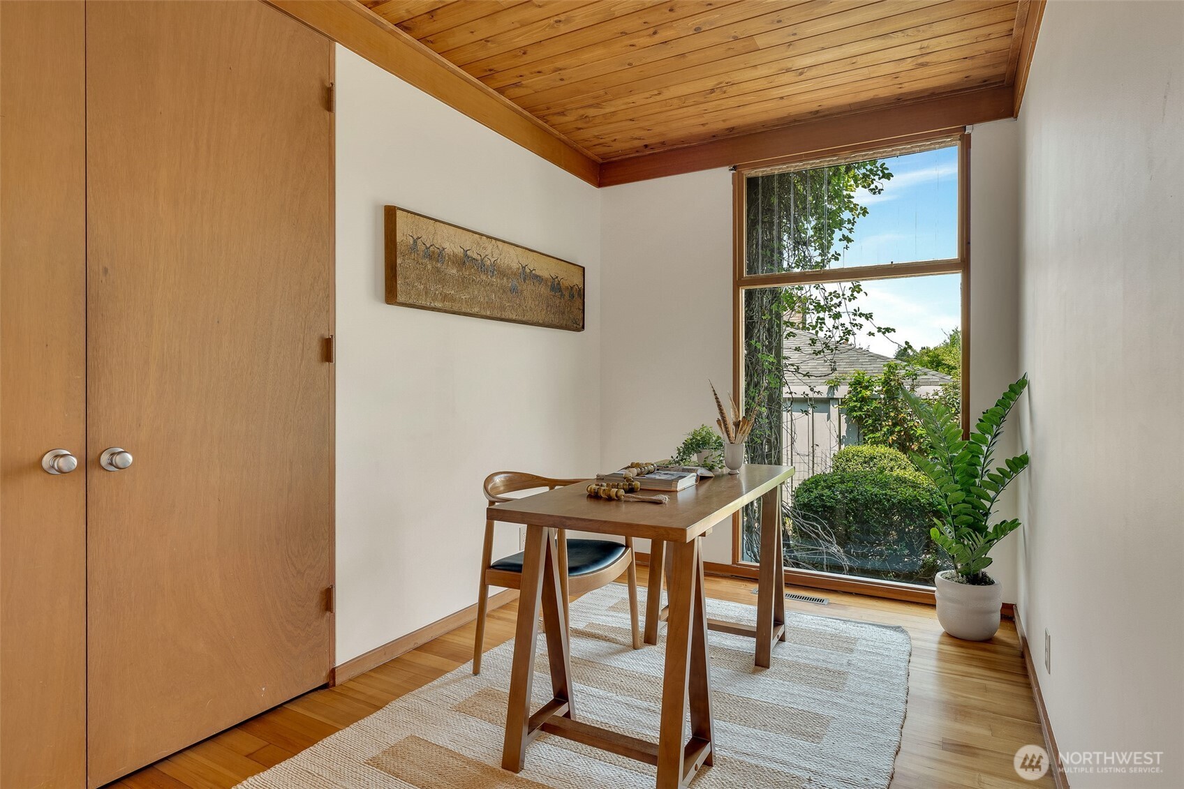 615 Bayside Road Bellingham, WA 98225 - Photo 19 of 31 a workspace with furniture and a window