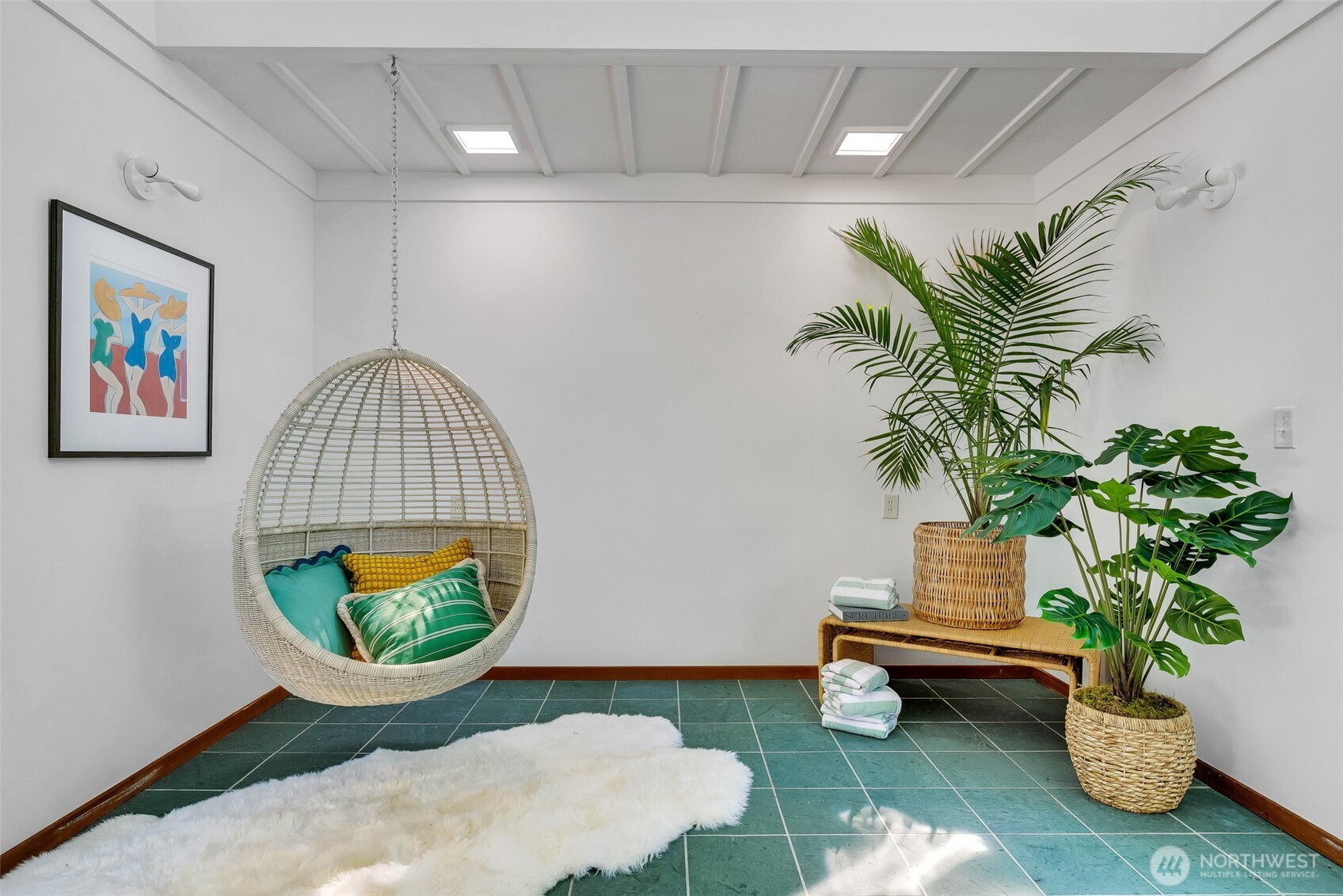 615 Bayside Road Bellingham, WA 98225 - Photo 24 of 31 a vase of flowers sitting on a table