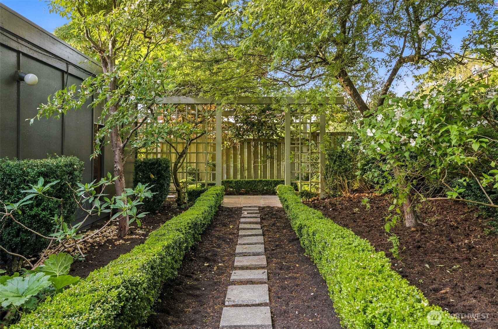 615 Bayside Road Bellingham, WA 98225 - Photo 27 of 31 a view of a pathway with a pathway