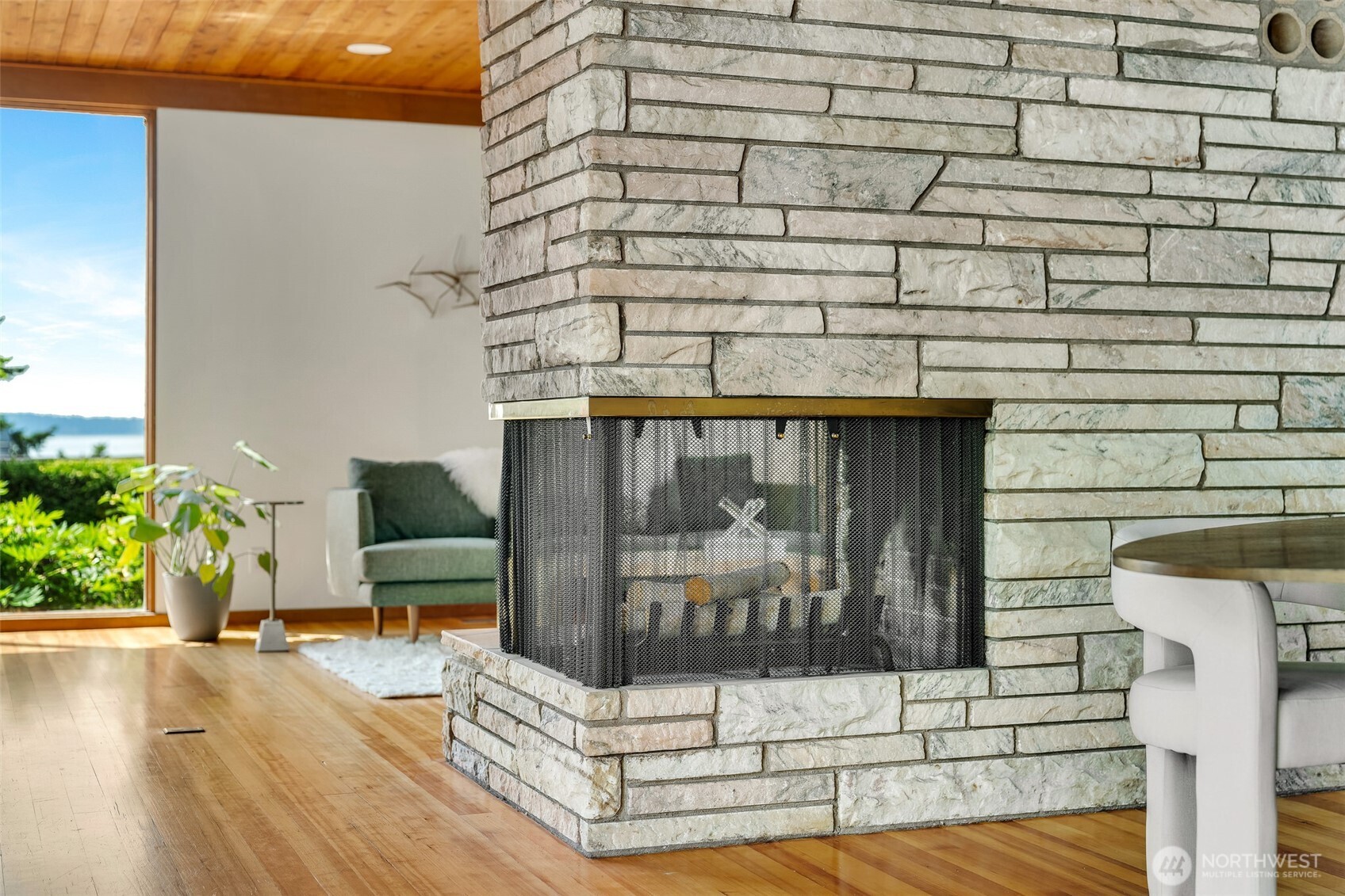 615 Bayside Road Bellingham, WA 98225 - Photo 10 of 31 a view of building with bench