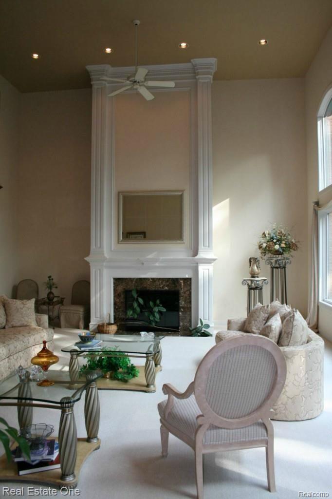 7811 Fieldstone Ridge Clarkston, MI 48348 - Photo 10 of 51 IMG_1533.jpg