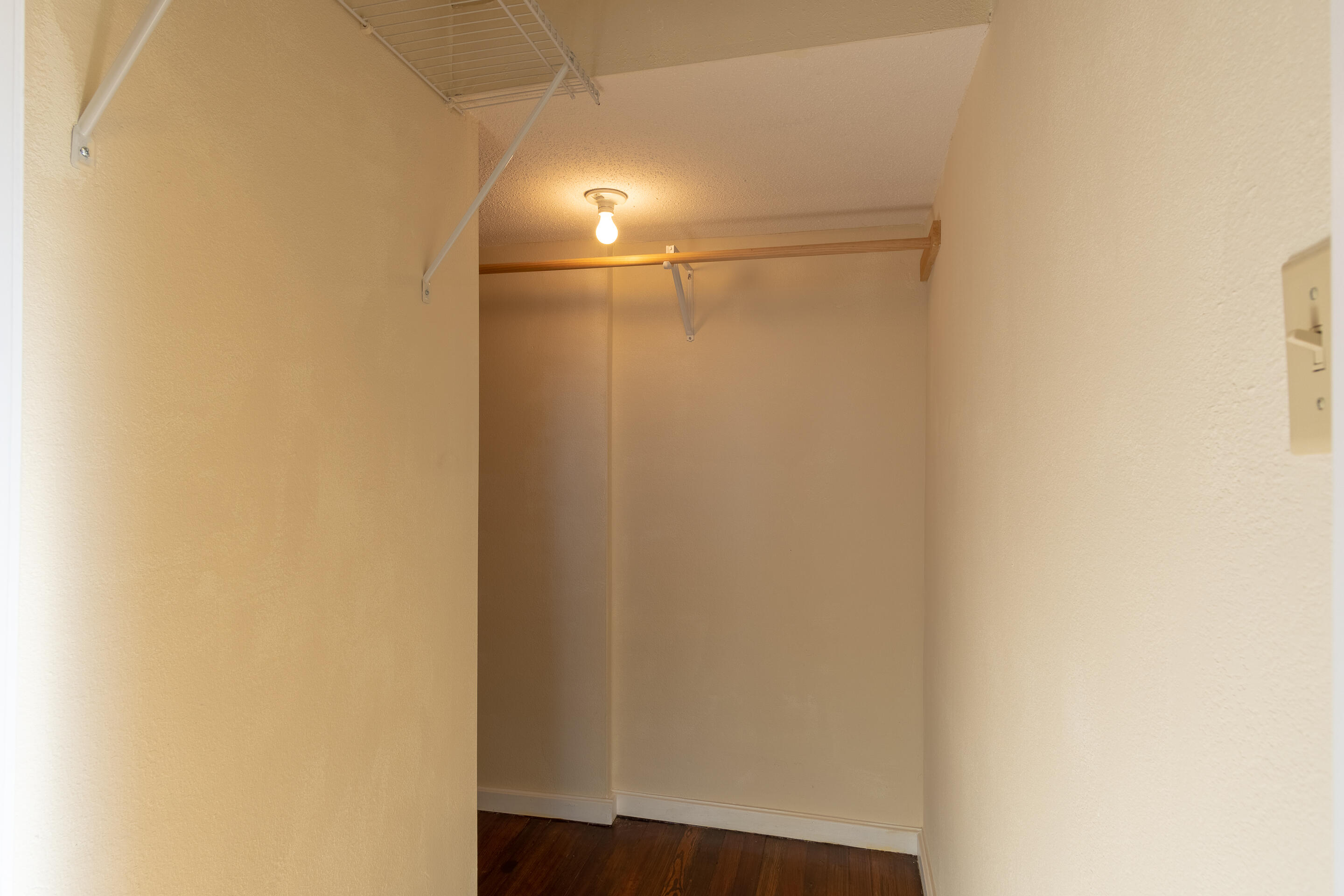 232 Tucker Street Erwin, TN 37650 - Photo 25 of 32 interior-17