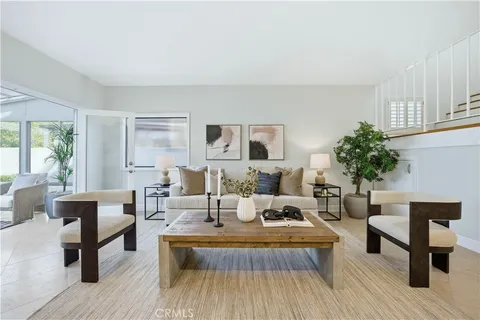 $1,295,000 | 627 Avery Place, Long Beach, CA 90807
