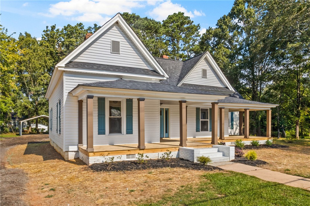 203 North Adair Street Clinton, SC 29325 - Photo 2 of 48