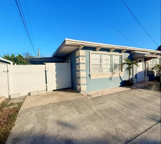 $3,800 | 735 Selkirk Street, West Palm Beach, FL 33405