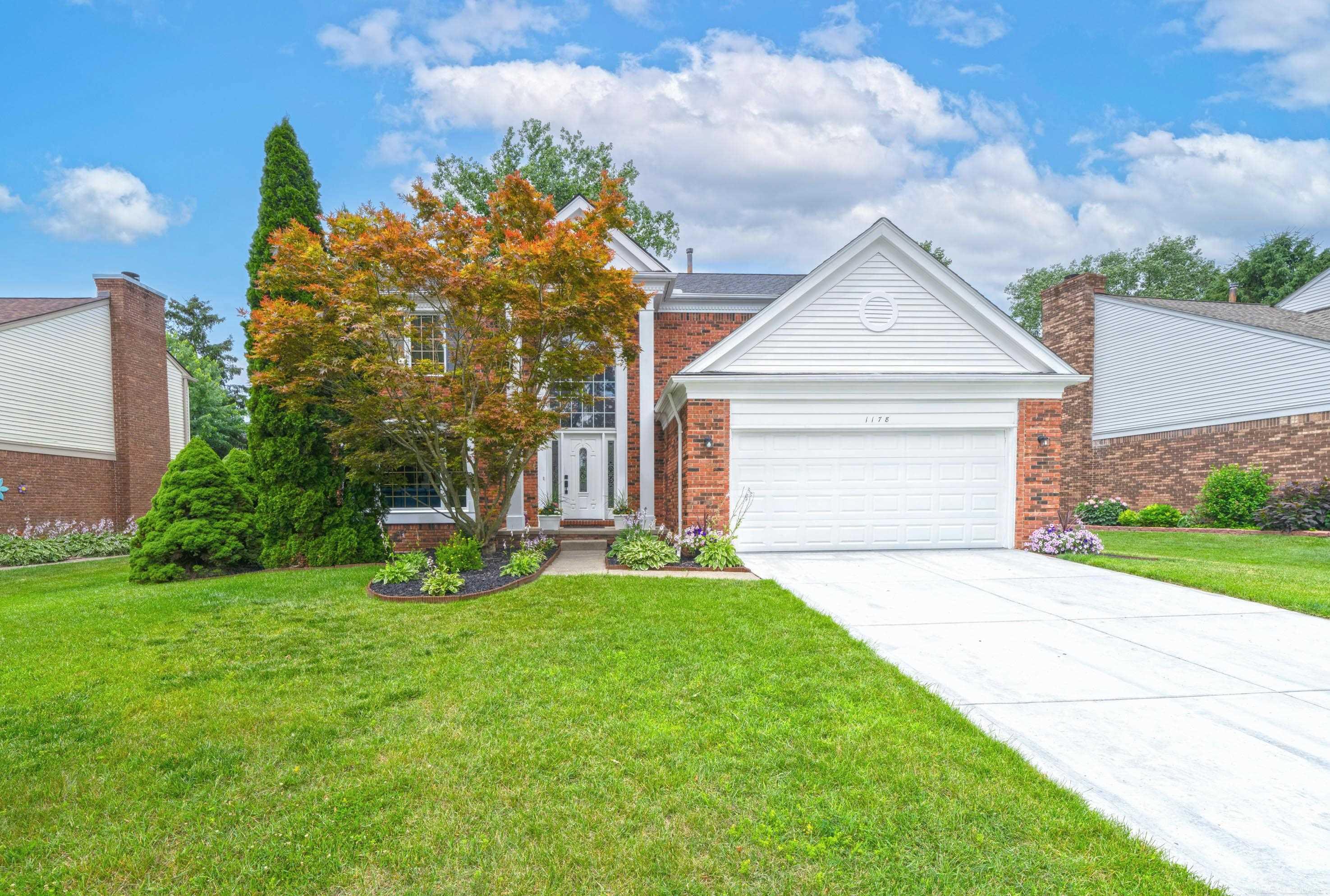 1178 Thames Drive Rochester, MI 48307 - Photo 2 of 39 50147454-a2170cf0-043d-4184-90a6-f6579e55ea84.JPG