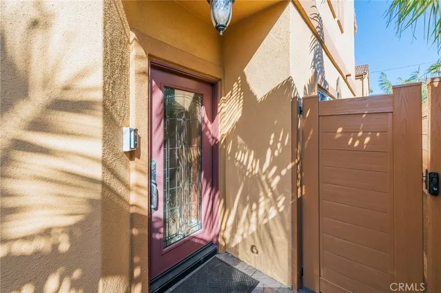 a view of entryway and hall