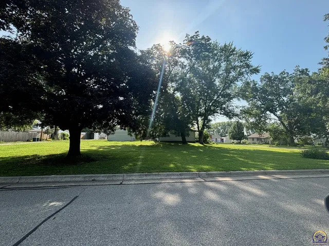 $15,000 | 0 2nd Street, Burlington, KS 66839