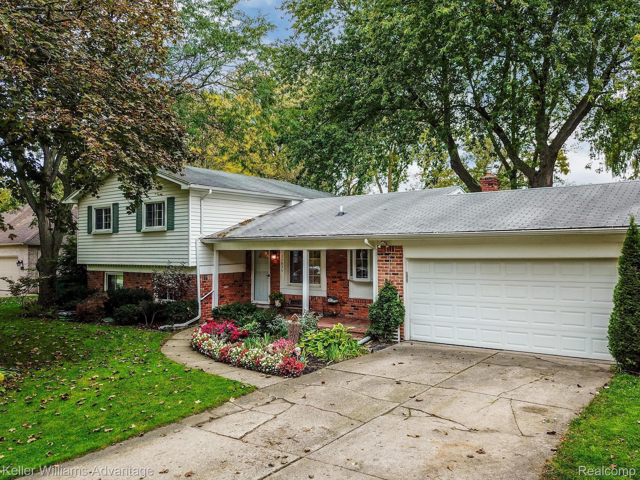 22835 Penton Rise Court Novi, MI 48375 - Photo 7 of 26 22835 Penton Rise Ct Novi MI-027-022-22835 Penton Rise Court-MLS_Size.jpg
