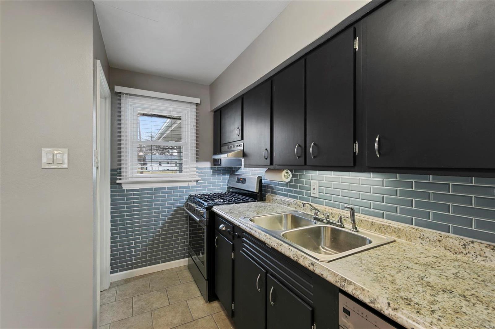 4021 Weber Road St. Louis, MO 63123 - Photo 14 of 33