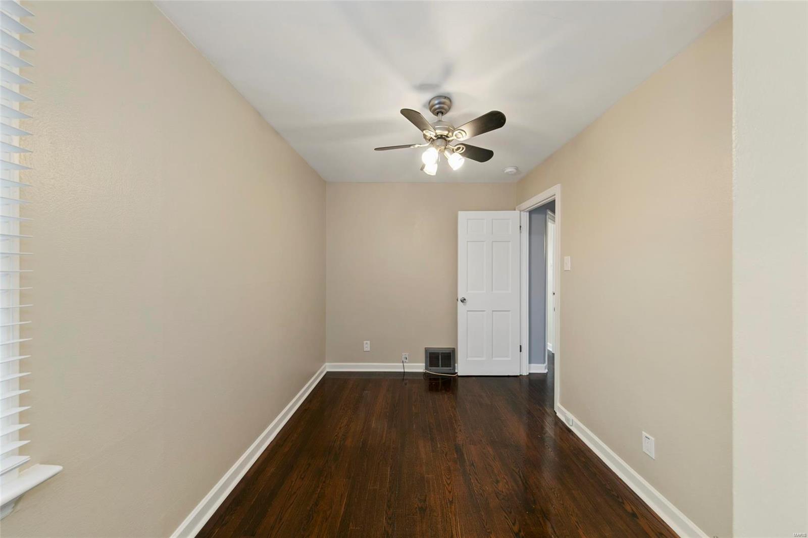 4021 Weber Road St. Louis, MO 63123 - Photo 22 of 33