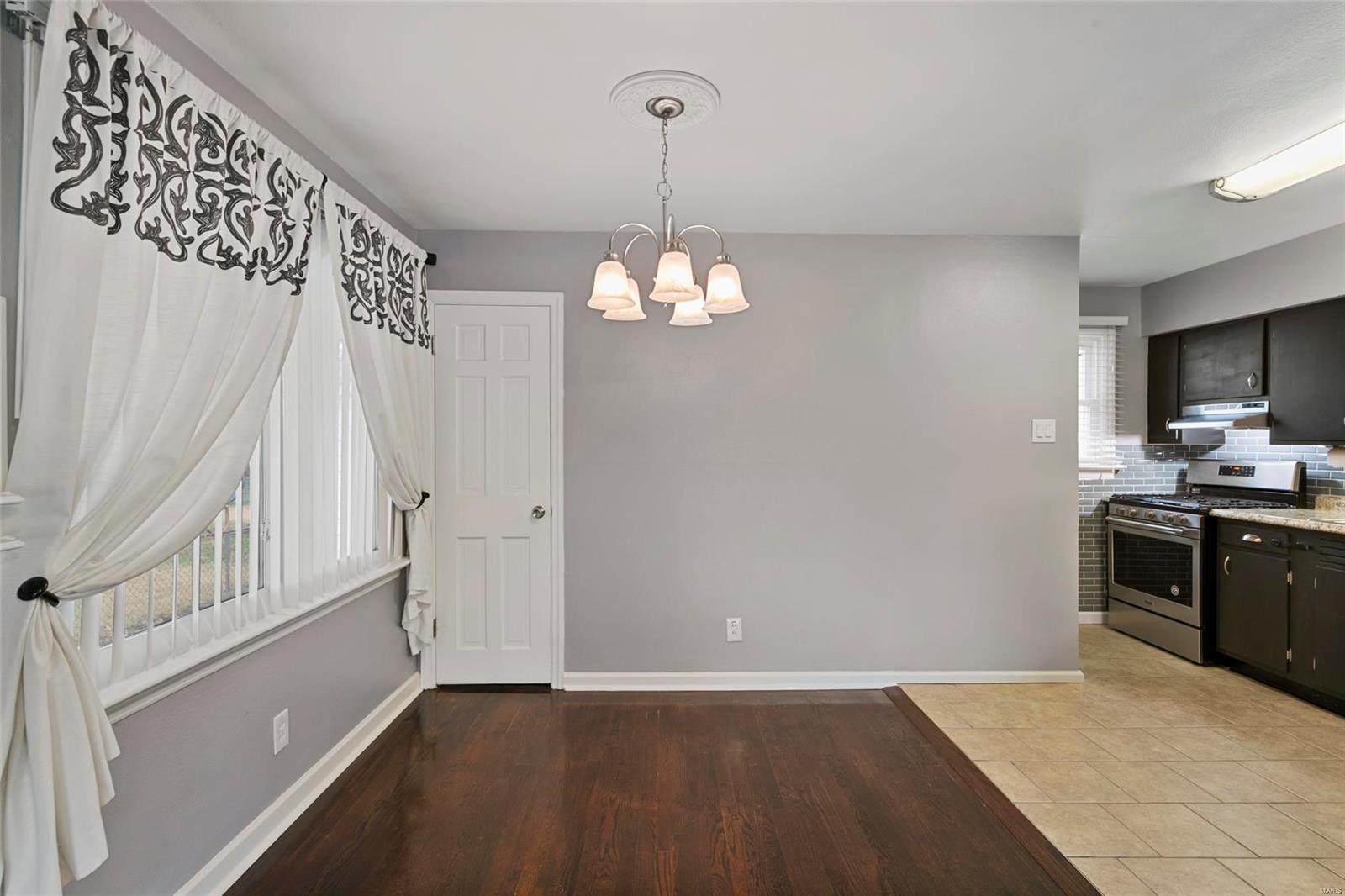 4021 Weber Road St. Louis, MO 63123 - Photo 10 of 33