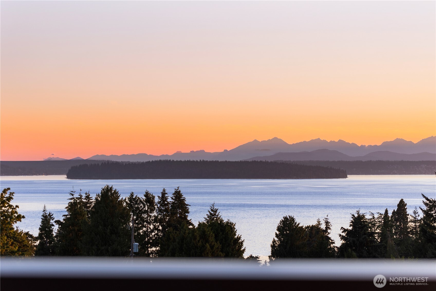 4351 Southwest Willow Street Seattle, WA 98136 - Photo 26 of 34