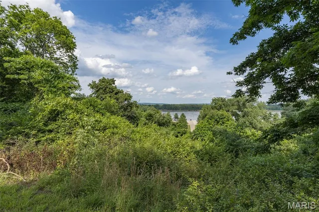 $130,000 | 3 Rivermont Drive, Crystal City, MO 63019