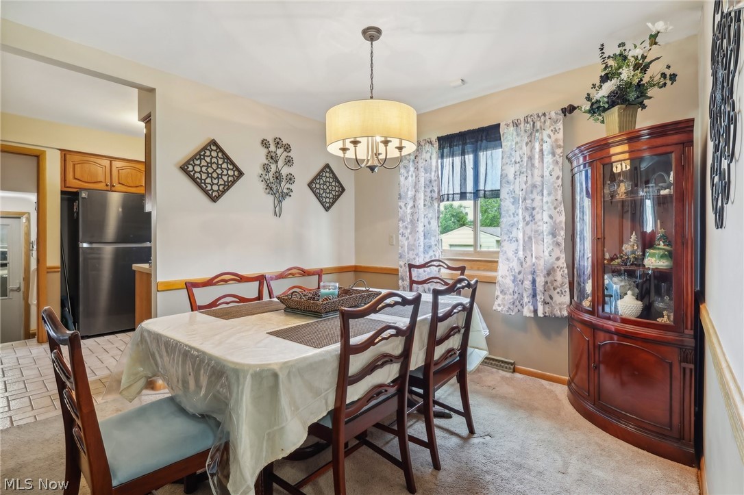 919 Pinecrest Road Girard, OH 44420 - Photo 10 of 42 Gallery Image 10