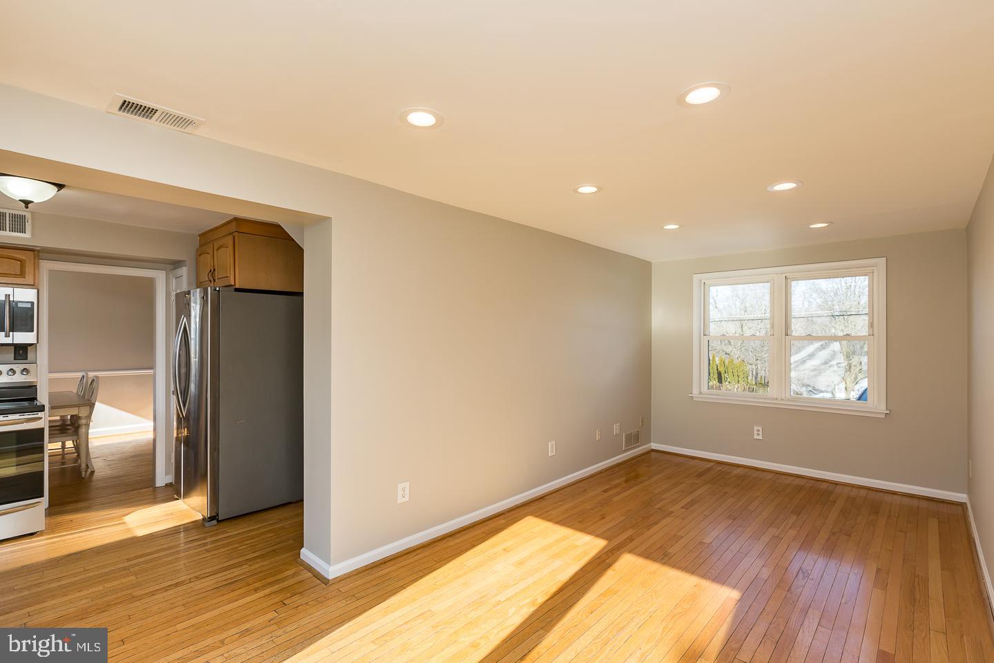 1409 Steel Road Havertown, PA 19083 - Photo 21 of 36 Family room